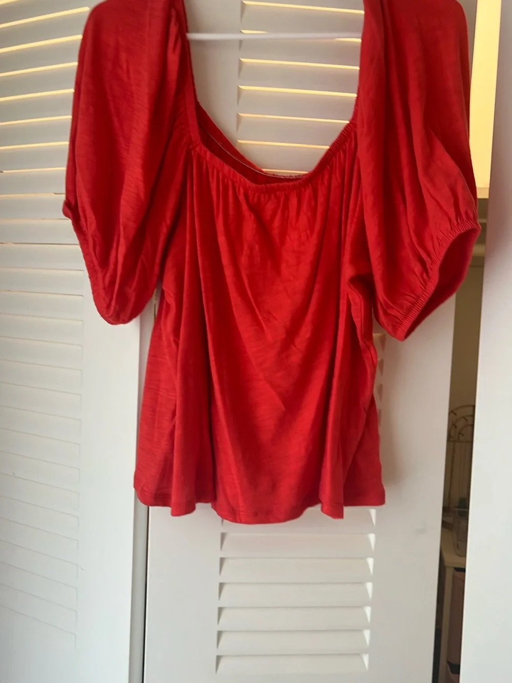 Old Navy Red Puff-Sleeve Blouse